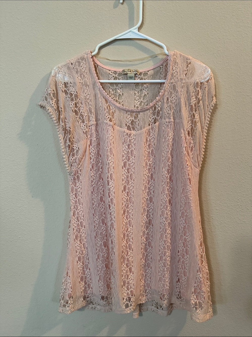 live and let live Pale Pink Lace Short Sleeve Blouse
